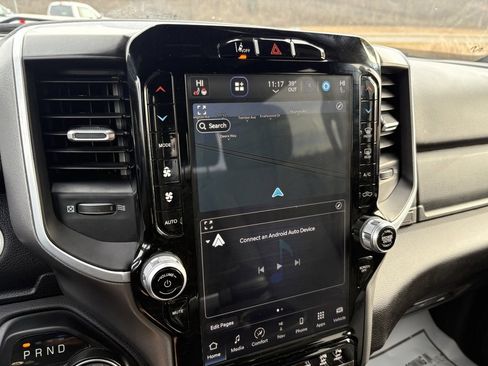 Used 2024 RAM 2500 Big Horn w/ Safety Group image 40