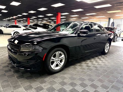 Used 2022 Dodge Charger SXT RWD image 8