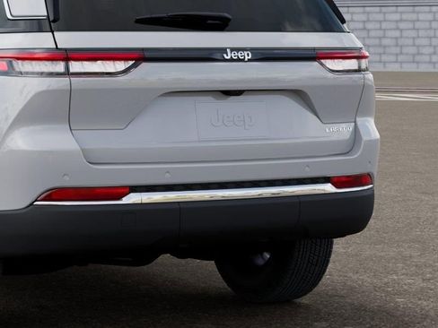 New 2026 Jeep Grand Cherokee Laredo X RWD image 13