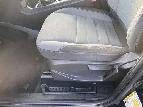 Used 2017 Ford Escape S image 9