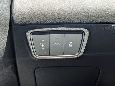 Used 2023 Hyundai Santa Cruz Limited image 23