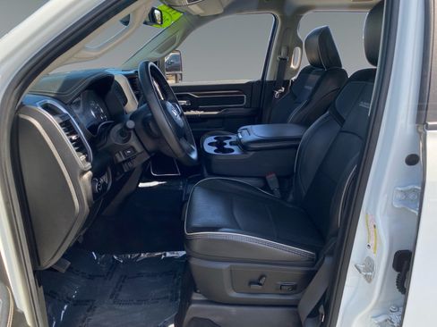 Used 2024 RAM 2500 Laramie AWD/4WD image 9