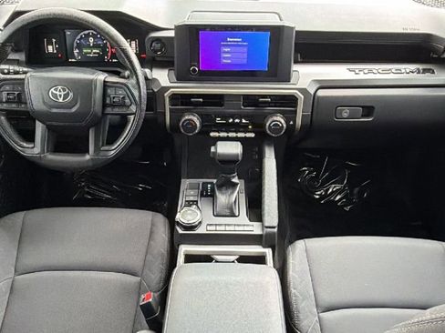 Certified 2024 Toyota Tacoma SR5 AWD/4WD image 35