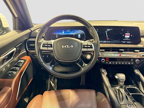 Used 2023 Kia Telluride SX image 19