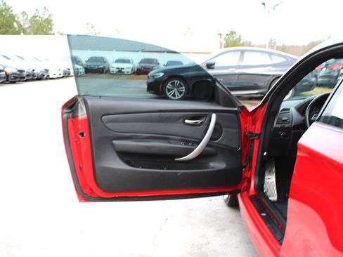 Used 2010 BMW 135i Coupe image 22