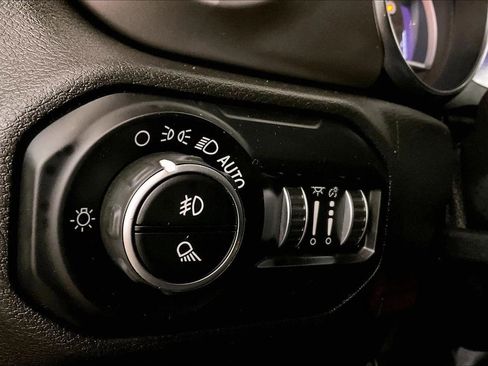 Used 2020 Jeep Gladiator Sport w/ Quick Order Package 24S image 30