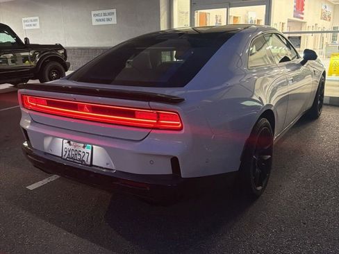 Used 2026 Dodge Charger Scat Pack AWD/4WD image 8