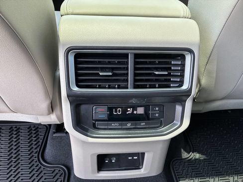 New 2026 Volkswagen Atlas SE AWD/4WD image 20