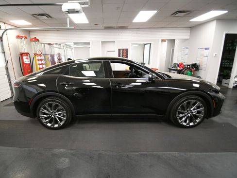 Used 2026 Toyota Crown w/ Advanced Technology Package AWD/4WD image 8