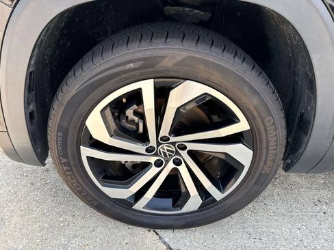 Used 2021 Volkswagen Atlas SEL Premium AWD/4WD image 4