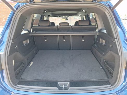 Used 2024 Mercedes-Benz GLB 250 w/ AMG Night Package image 29