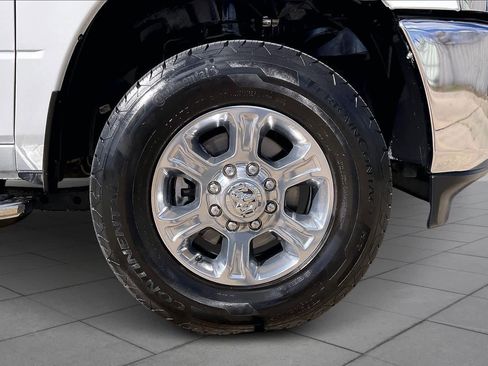 Used 2024 RAM 2500 Big Horn image 11