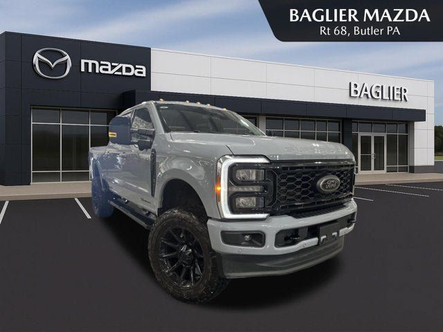 Used 2026 Ford F250 Lariat w/ Black Appearance Package AWD/4WD image 1