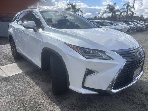 Used 2018 Lexus RX 450hL Premium image 4