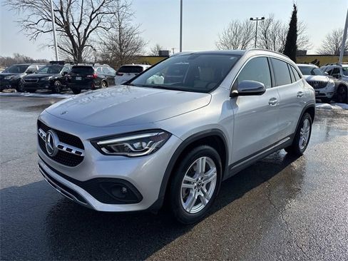 Used 2021 Mercedes-Benz GLA 250 GLA 250 w/ Premium Package image 7