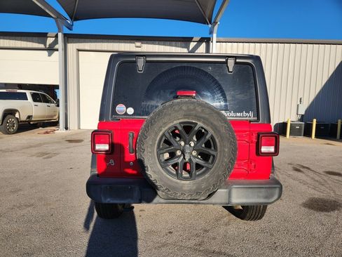 Used 2020 Jeep Wrangler Unlimited Sport S image 4