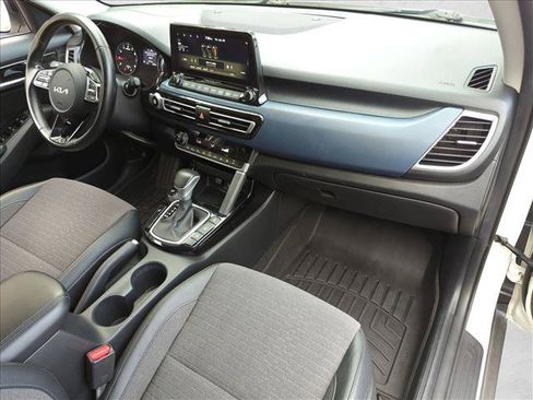 Used 2022 Kia Seltos S AWD/4WD image 21