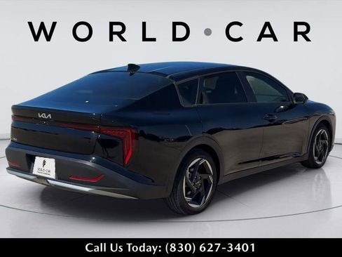 Certified 2025 Kia K4 EX image 3