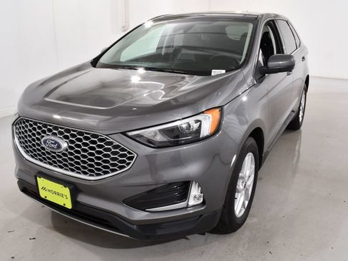 Used 2023 Ford Edge SEL w/ Convenience Package AWD/4WD image 2