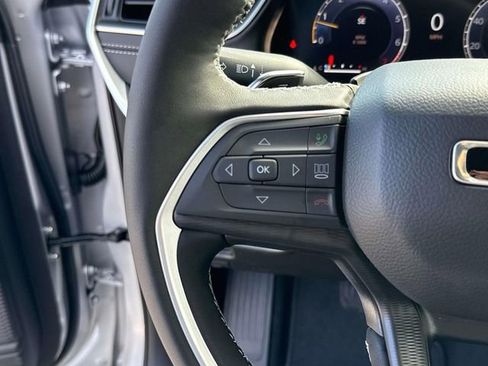 New 2025 Jeep Grand Cherokee Altitude RWD image 15