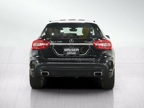Used 2018 Mercedes-Benz GLA 250 4MATIC image 4