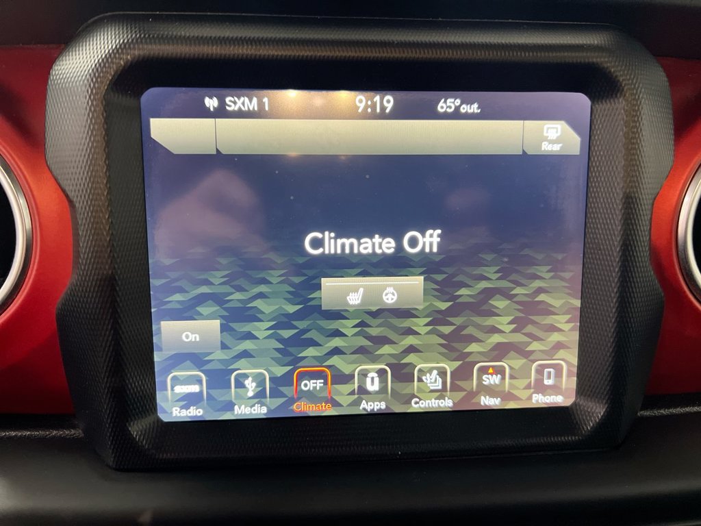 Used 2019 Jeep Wrangler Unlimited Rubicon AWD/4WD image 17