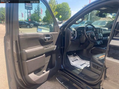 Used 2020 GMC Sierra 1500 AT4 w/ AT4 Premium Package AWD/4WD image 17