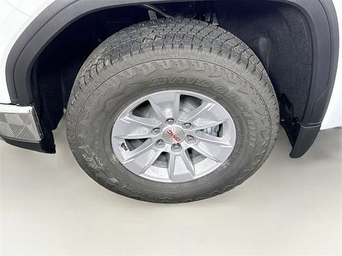 New 2026 GMC Sierra 1500 Pro w/ Pro Value Package image 22