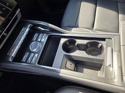 New 2025 Lincoln Nautilus Premier w/ Equipment Group 102A image 12