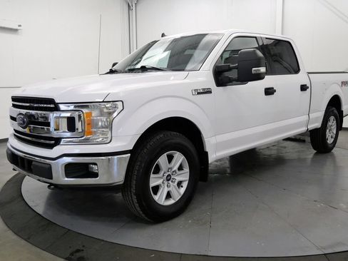 Used 2020 Ford F150 XLT w/ Heavy-Duty Payload Package AWD/4WD image 3