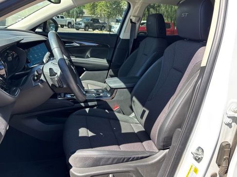 Used 2023 Buick Envision Preferred image 4