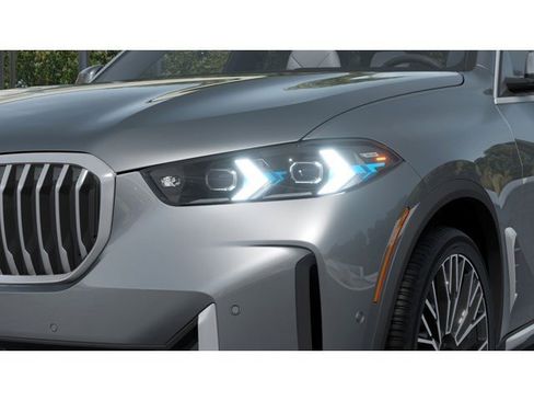 New 2026 BMW X5 xDrive40i w/ Climate Comfort Package image 6
