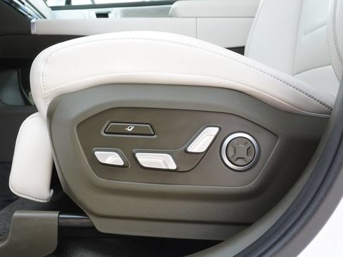 Used 2025 Hyundai Santa Fe Calligraphy FWD image 25