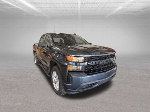 Used 2021 Chevrolet Silverado 1500 Custom AWD/4WD image 3