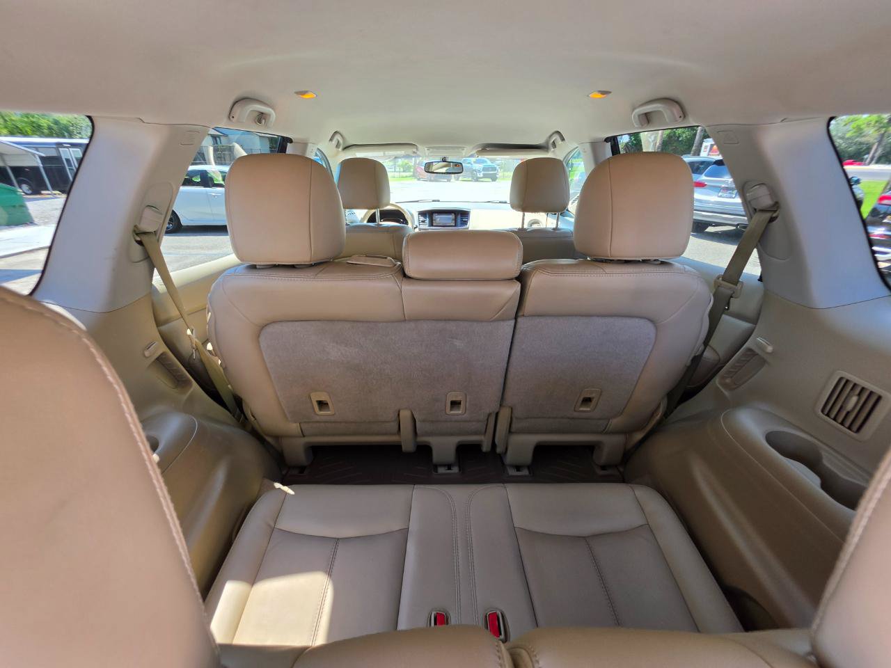 Used 2014 Nissan Pathfinder SL w/ Trailer Tow Package FWD image 13
