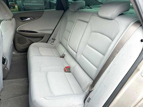 Used 2023 Chevrolet Malibu LT FWD image 23