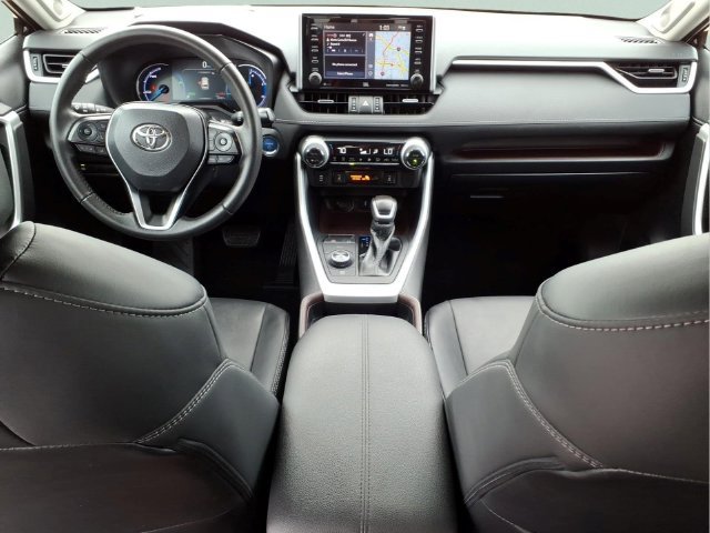 Used 2021 Toyota RAV4 Limited AWD/4WD image 21