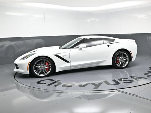 Used 2014 Chevrolet Corvette Stingray Coupe w/ 2LT Preferred Equipment Group RWD image 5