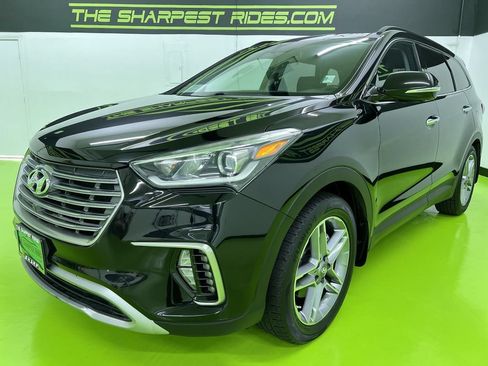Used 2017 Hyundai Santa Fe FWD image 5