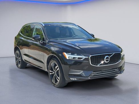 Used 2021 Volvo XC60 T5 Momentum FWD image 5