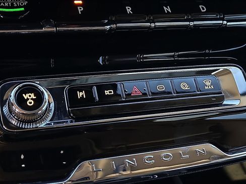 Used 2024 Lincoln Corsair Grand Touring w/ Equipment Group 302A image 14