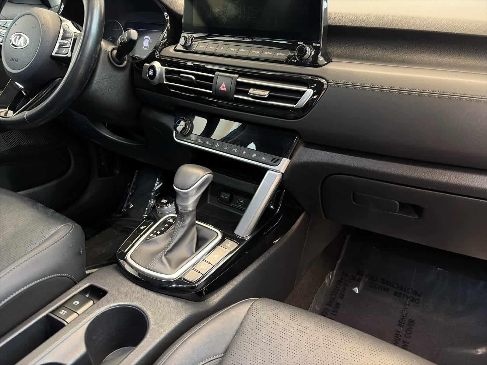 Used 2021 Kia Seltos SX w/ SX Sunroof Package AWD/4WD image 11
