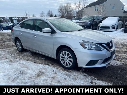 Used 2019 Nissan Sentra SV image 7