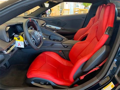 Used 2023 Chevrolet Corvette Stingray Convertible w/ Z51 Performance Package image 9