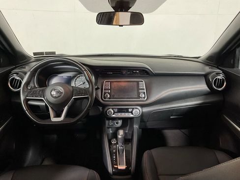 Used 2020 Nissan Kicks SR w/ SR Premium Package image 22