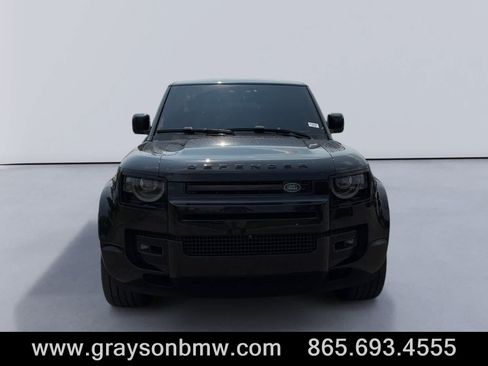 Used 2024 Land Rover Defender 110 V8 AWD/4WD image 8