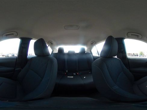 Used 2025 Toyota Corolla LE FWD image 40