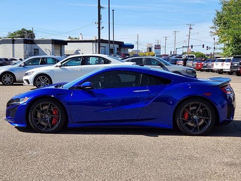 Used 2019 Acura NSX AWD/4WD image 2