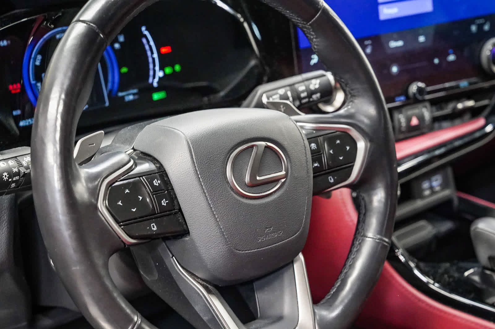Used 2024 Lexus NX 350h AWD w/ Vision Package image 21