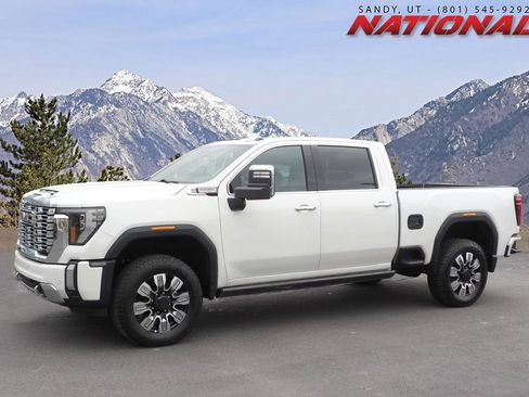 Used 2024 GMC Sierra 3500 Denali w/ Denali Reserve Package image 1